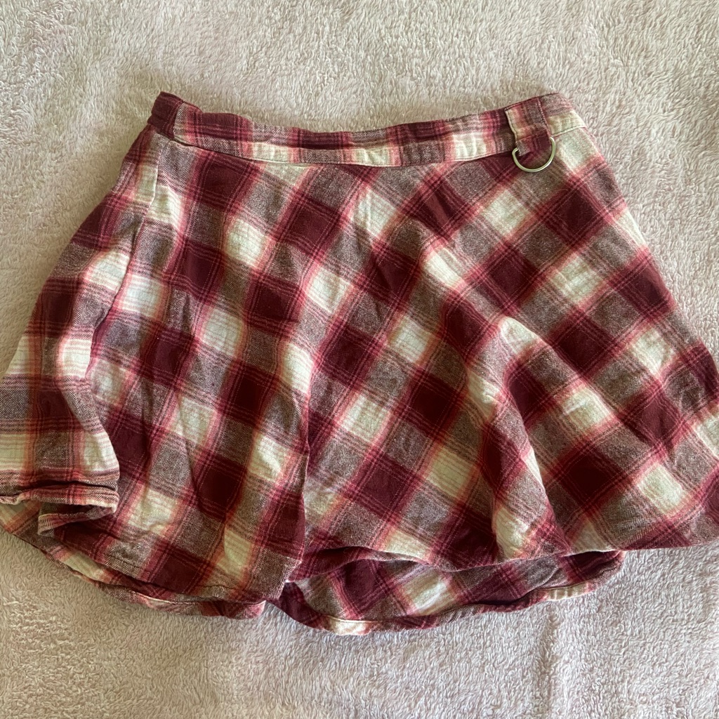 Tiny Skirt